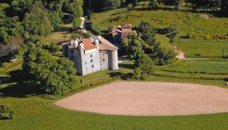 Area esterna dell'hotel - Château de Maisonseule
