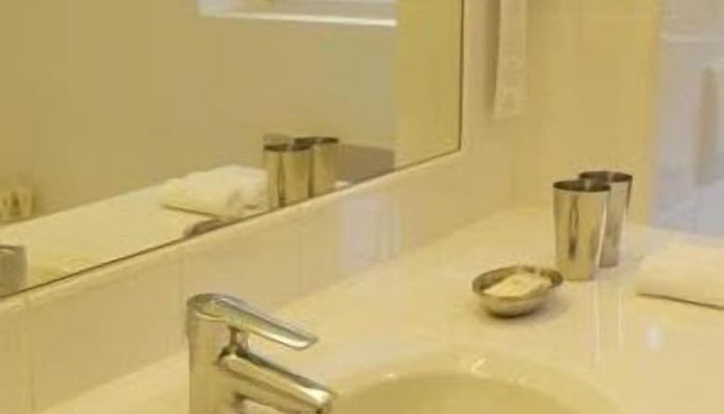 Standard room - Hôtel Villa Les Rosiers