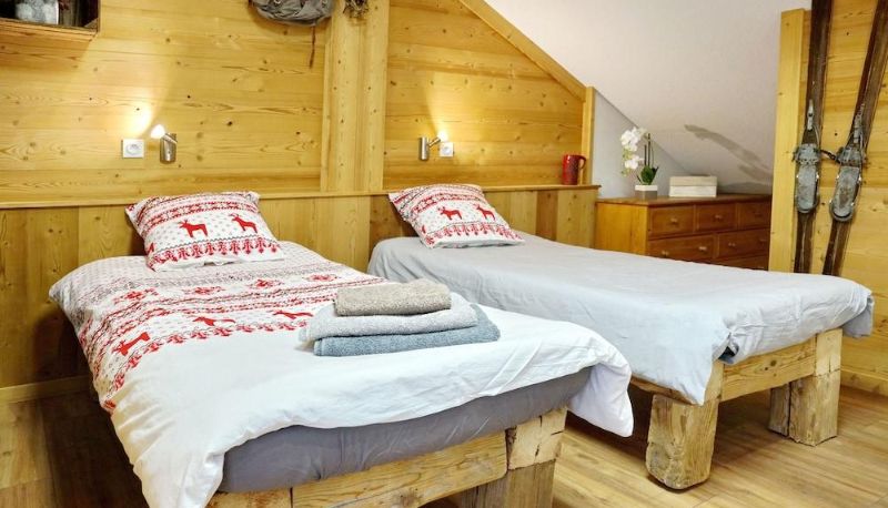 Standardzimmer - Chalet Hôtel La Tuvière Bike Inn