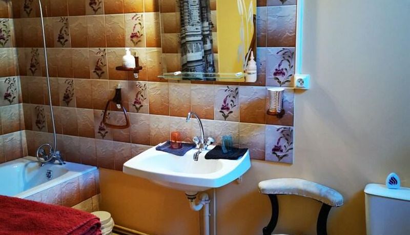 Standard room - Le Bar B'Rock Hotel