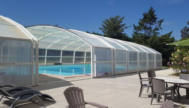 Pool - Le Moulin de Bacchus