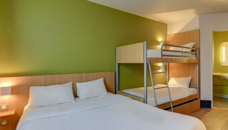 Camera per famiglia - B&B HOTEL Paray-le-Monial