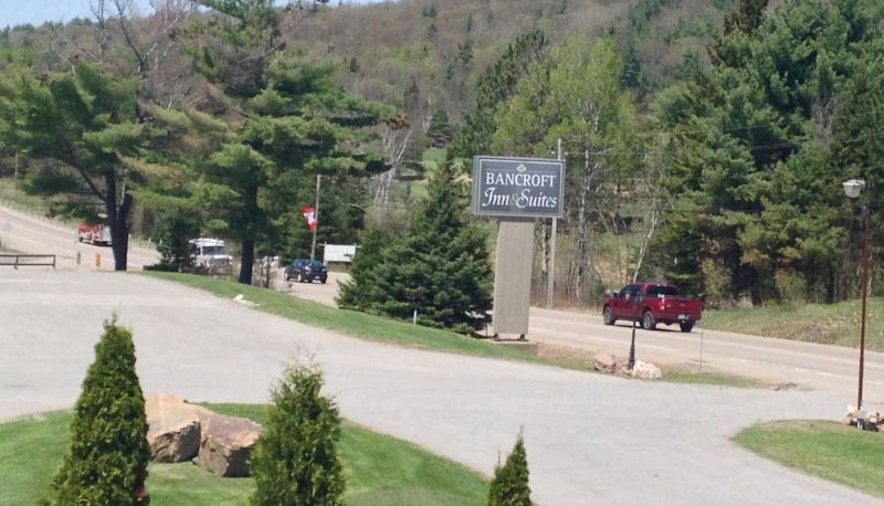 Apartment - Bancroft Inn & Suites