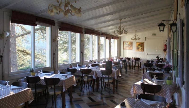 Restauracja - Les Cèdres