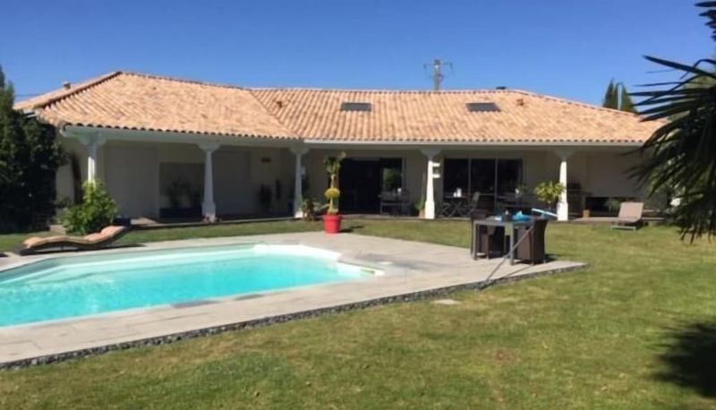 Piscina - Le Temps des Hôtes