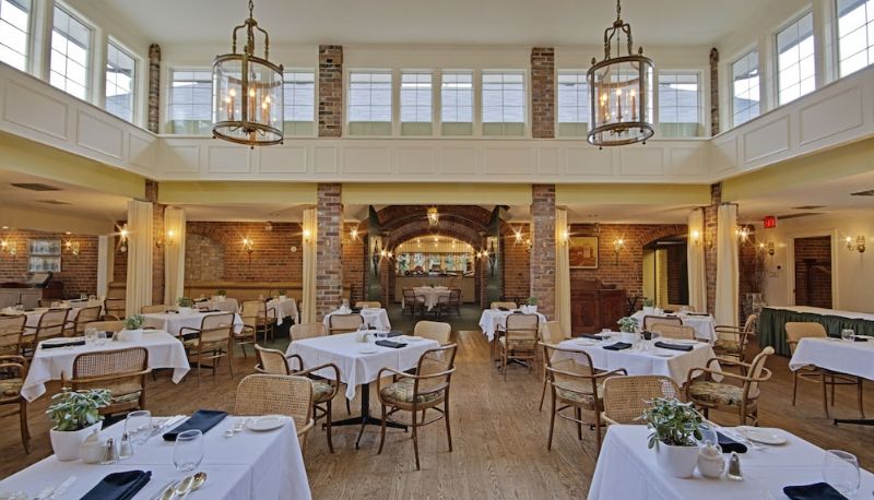 Restaurant - The Briars Resort & Spa