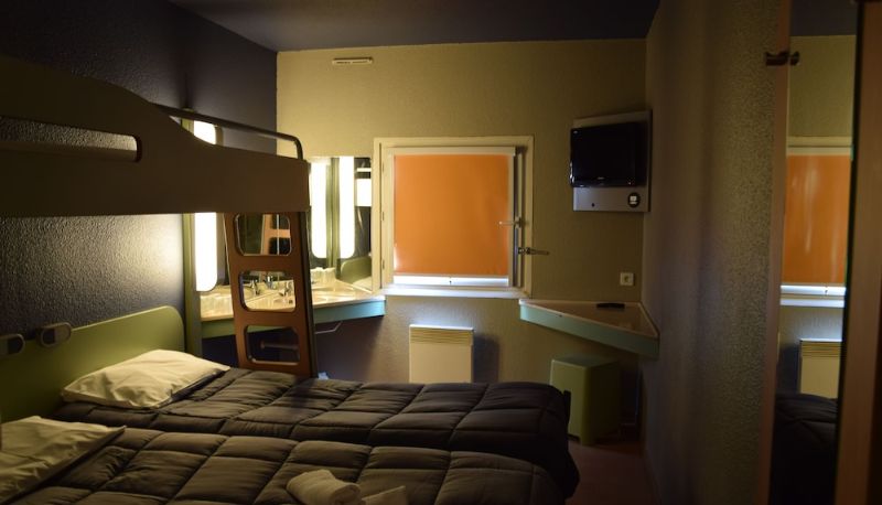 Camera standard - Hotel Design Booking