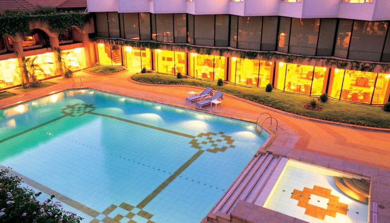 Piscine - The Gateway Hotel Calicut
