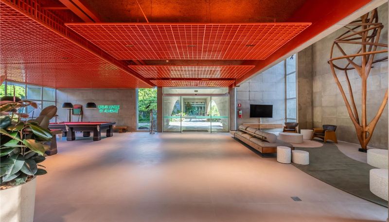 Salón - Almenat Embu das Artes Tapestry Collection by Hilton