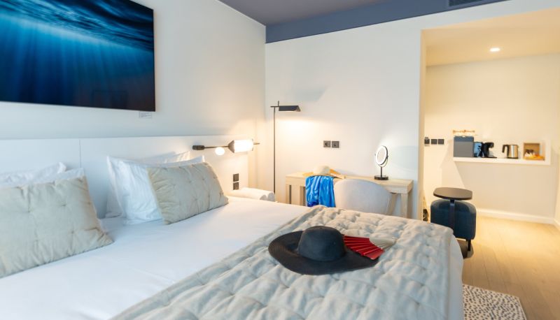 Camera - Hotel Indigo CAGNES-SUR-MER by IHG