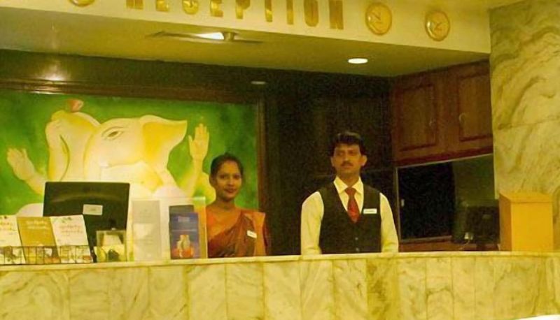 Lobby - Hotel MB International-Palace Side