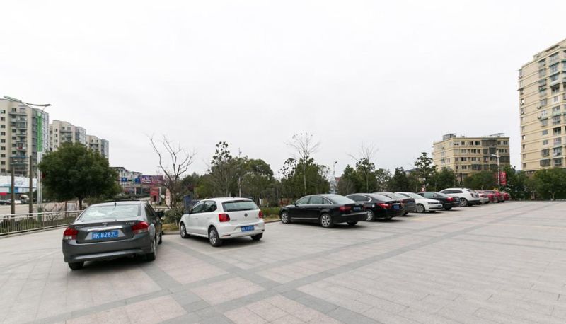 Vista interna - Lishui Magnotel International Motor City in Development Zone