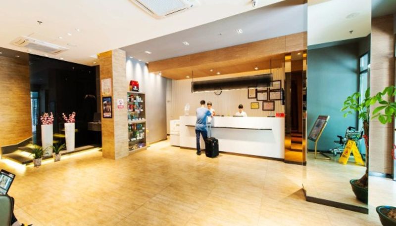 Hall - JJINN  WUHAN ZHONGHUA ROAD HUBU LANE