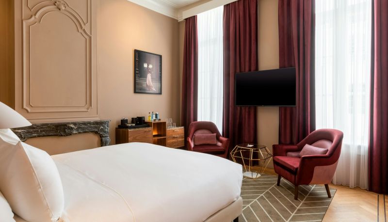 Room - Sapphire House Antwerp Autograph Collection