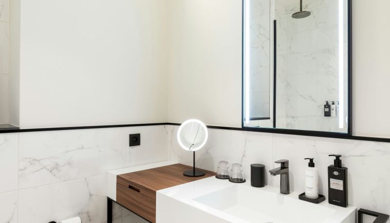 Room - Sapphire House Antwerp Autograph Collection
