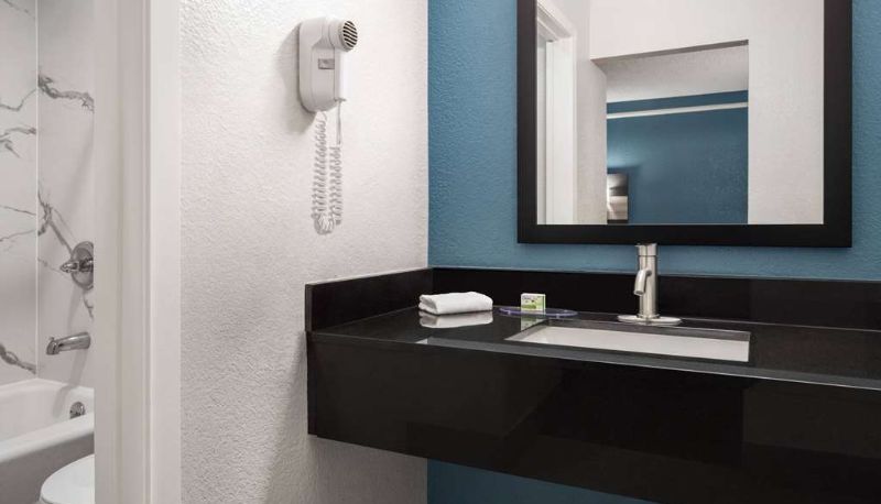Habitación - La Quinta Inn by Wyndham Victoria