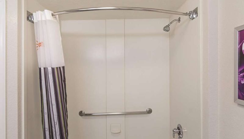 Room - La Quinta Inn & Suites by Wyndham Univ Area Chapel Hill