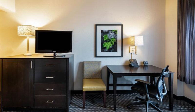Zimmer - La Quinta Inn & Suites by Wyndham Mesa Superstition Springs