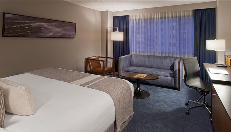 Room - Hyatt Regency Minneapolis