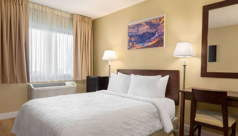 Camera - Travelodge by Wyndham Presidio San Francisco
