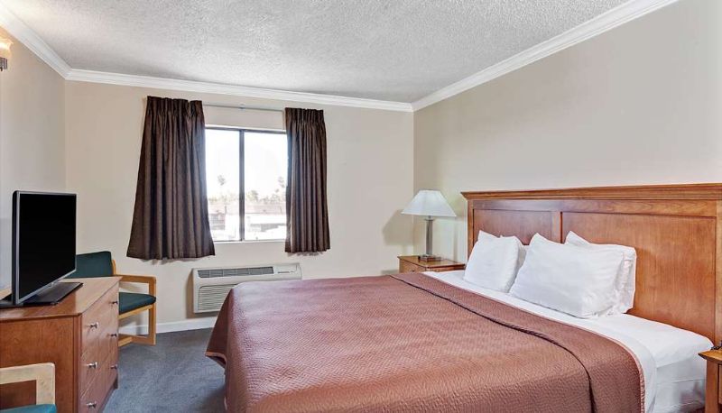Habitación - Travelodge by Wyndham Pasadena Central