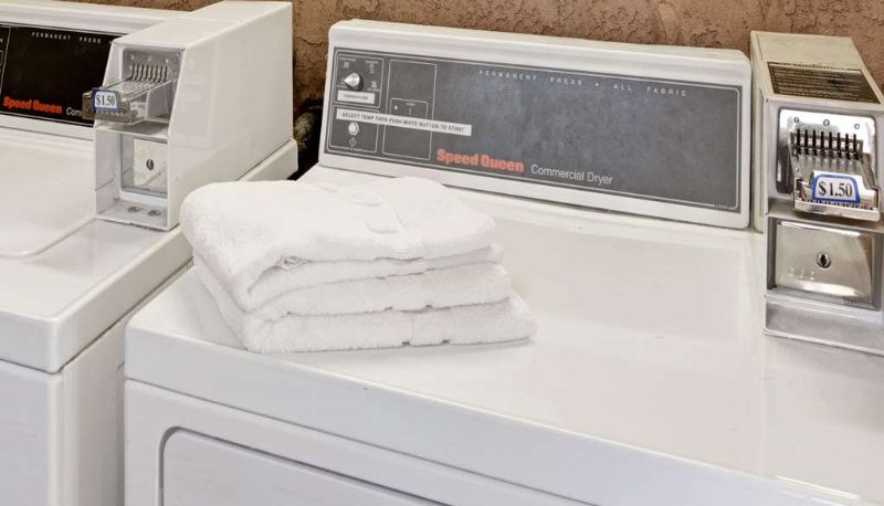 Vista interior - Travelodge by Wyndham Pasadena Central