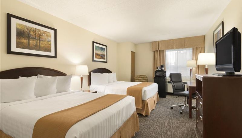 Camera - Travelodge by Wyndham Edmonton South