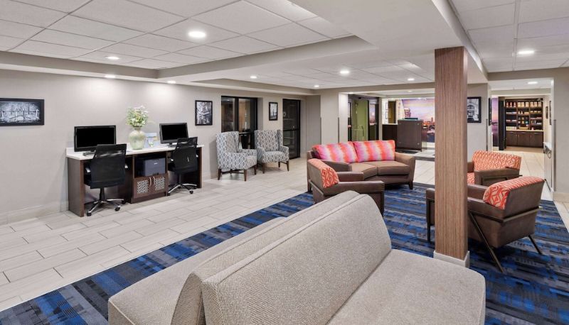 Hall - La Quinta Inn & Suites by Wyndham Goodlettsville - Nashville