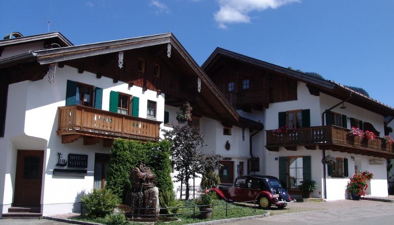 Info - Ferienhaus Fux Hotel Garni Hotel Garni