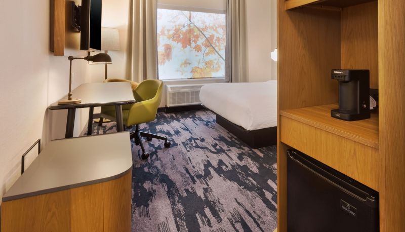 Zimmer - Fairfield by Marriott Inn and Suites Grand Rapids North
