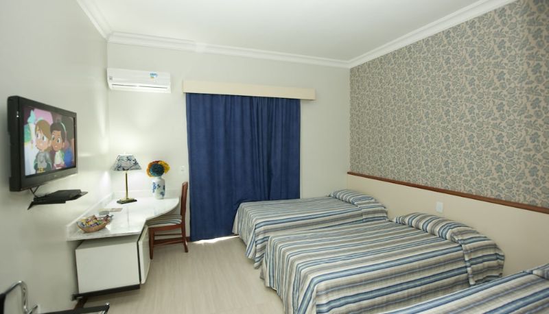 Dreibettzimmer - Hotel Colonial Plaza