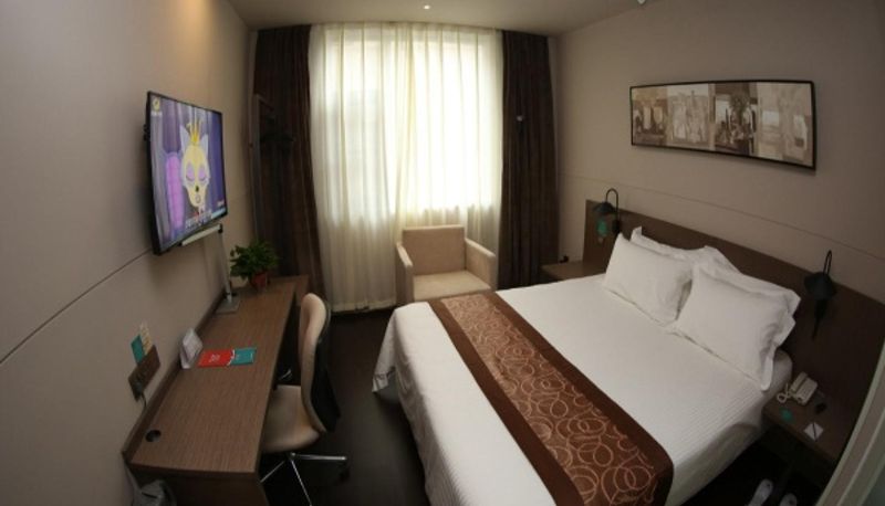 Camera - Shangqiu High-speed Railway Station) Jinjiang Inn Pinnacle (Shenhuo Avenue Branch