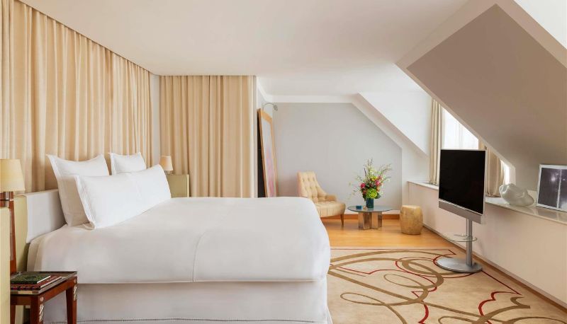 Camera - Le Royal Monceau - Raffles Paris
