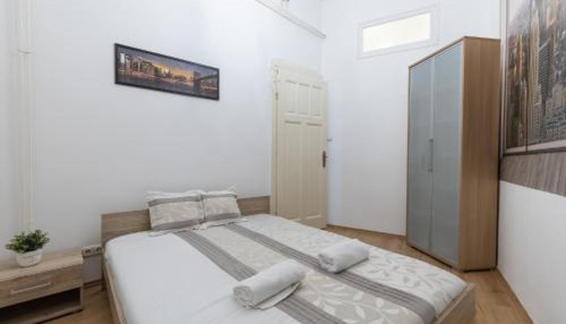 Standart oda - Real Apartments Wesselényi
