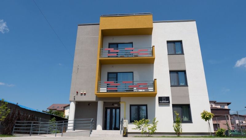 Zona exterior del hotel - Clement Apartments