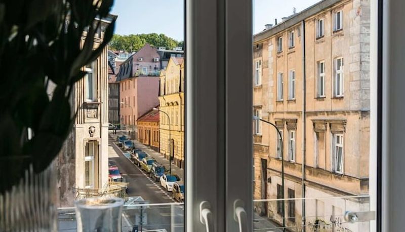 Habitación con balcón - Piedmont Apartment - LoftAffair