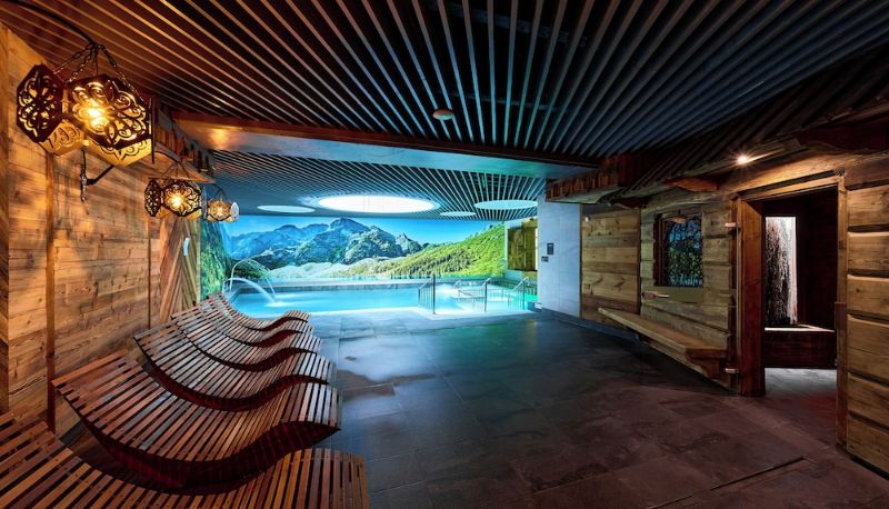 Basen - ApartHotel Giewont