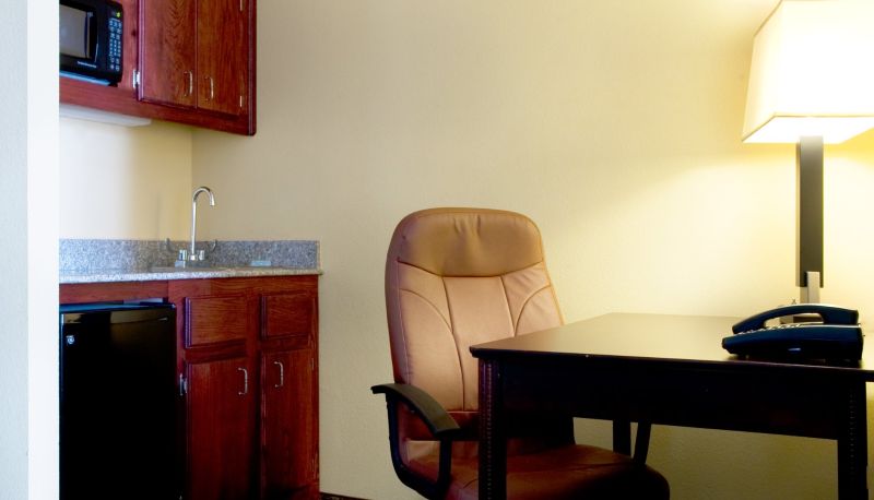 Zimmer - Holiday Inn Express & Suites DALLAS FT. WORTH AIRPORT SOUTH by IHG