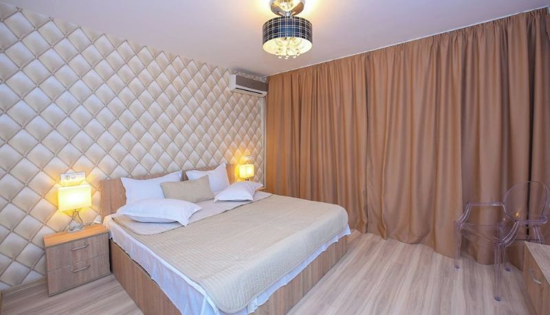 Daire - Privilege Apartment - 2 Bedrooms - 5 Guests - Cismigiu Gardens