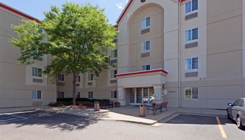 Außenansicht - MainStay Suites Hartford Meriden