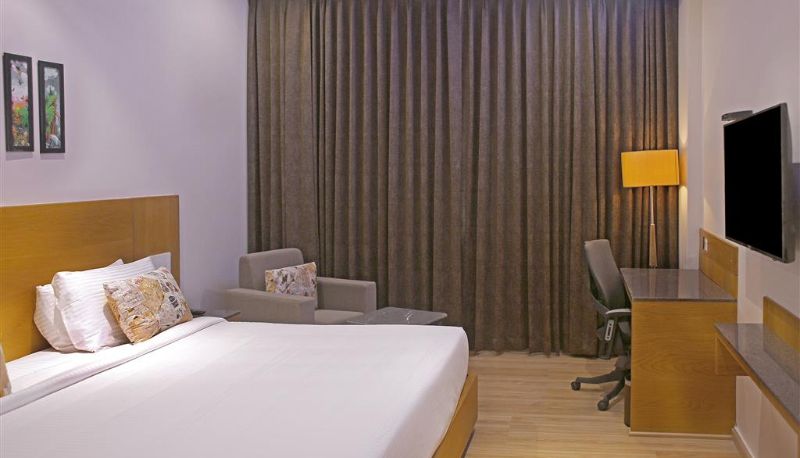 Zimmer - Comfort Inn Kaikaluru