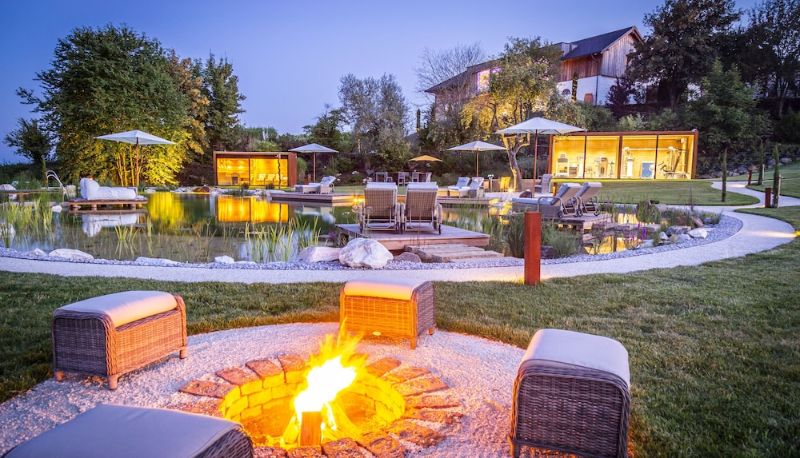 Piscina - Golden Hill Country Chalets & Suites