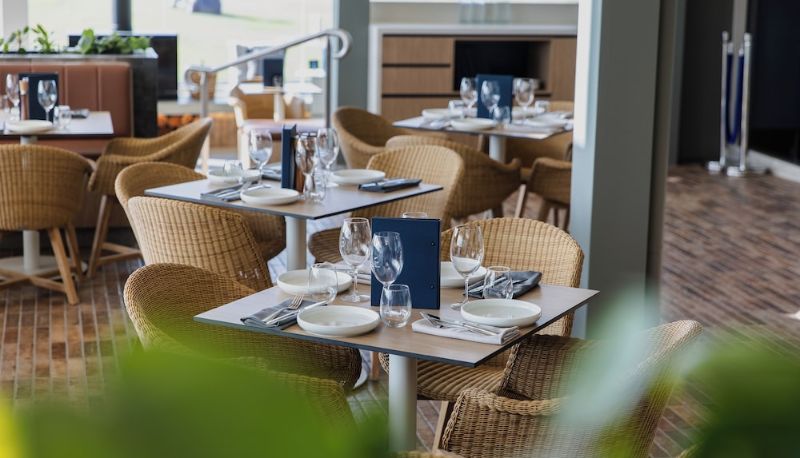 Info - 13th Beach Golf Lodges