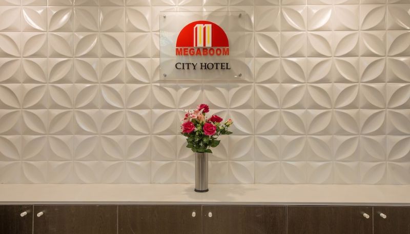Receptie - Megaboom City Hotel