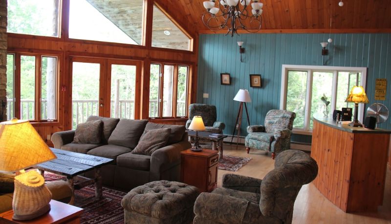 Lobby - Trout Point Lodge of Nova Scotia