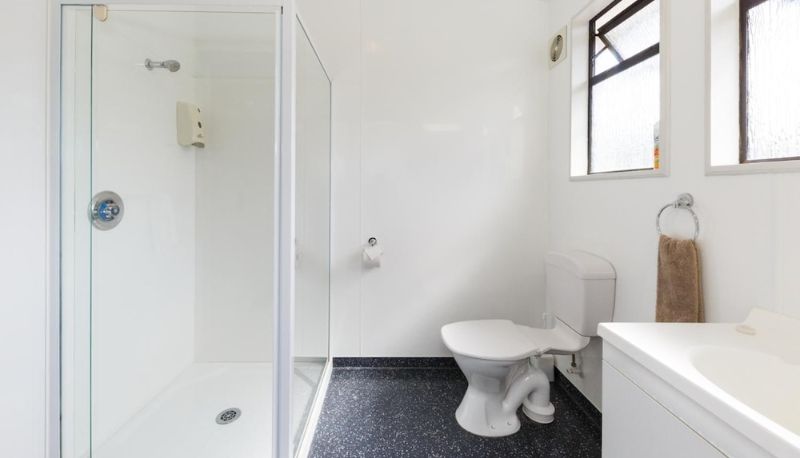 Bagno - Manfeild Park Motel