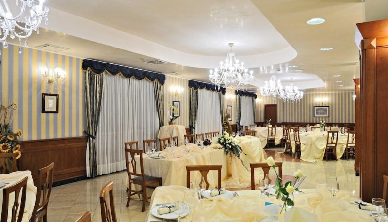 Restauracja - Hotel Villa San Pietro