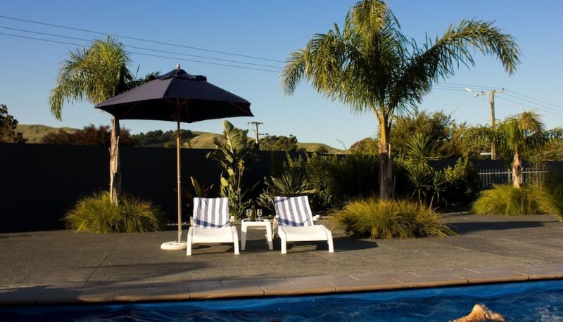 Pool - Gisborne Motel Oasis