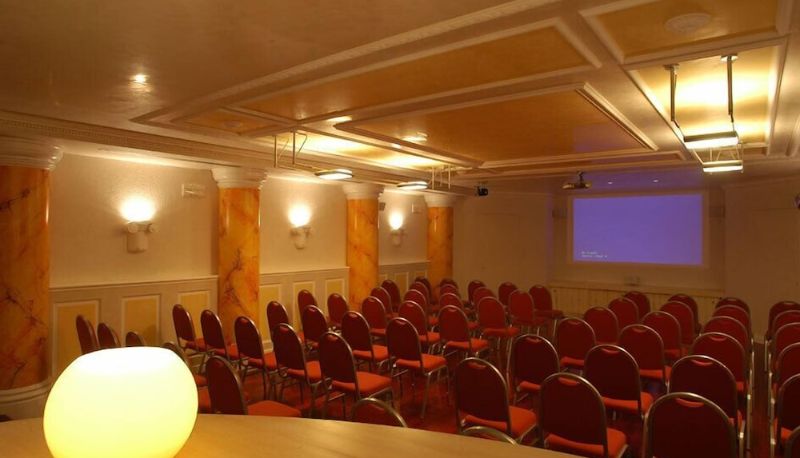 Meetingzimmer - Park Hotel Arnica