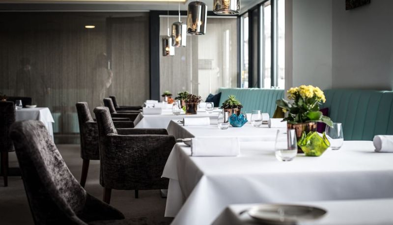 Restaurant - Restaurant James Sommerin
